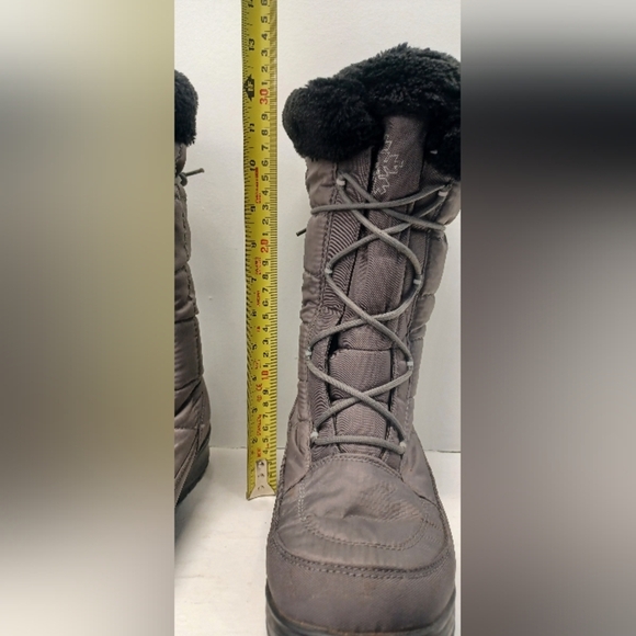 Kamik Women's Waterproof New York2W Winter Boots US8 Grey With Black Interior - Picture 12 of 14